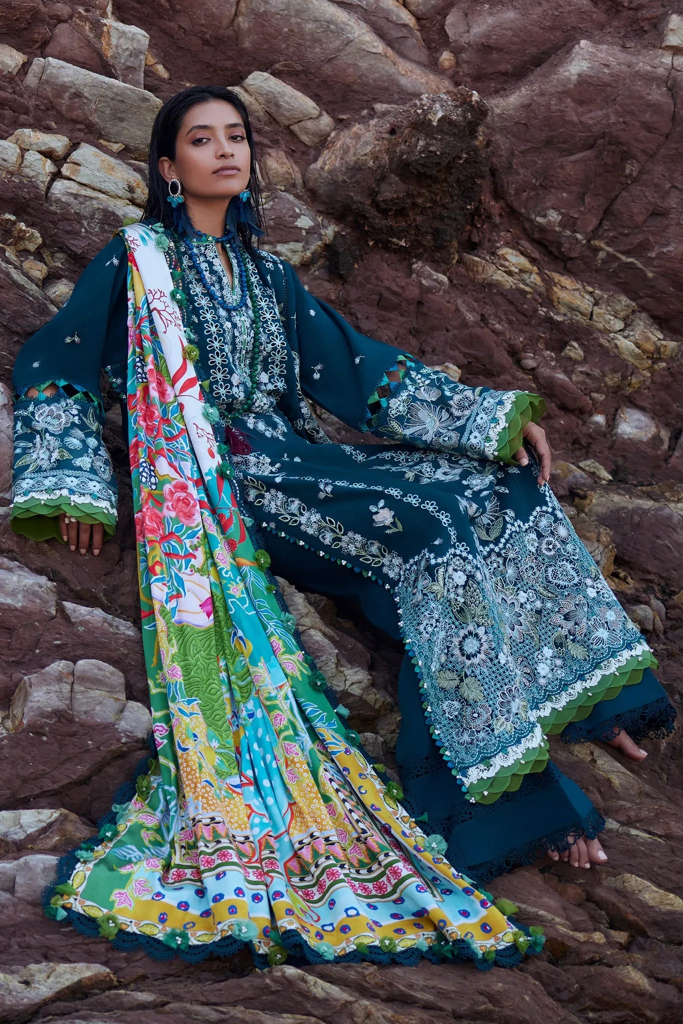 Berry Blue Embroidered Pakistani Salwar Kameez Dupatta Salwar Suit