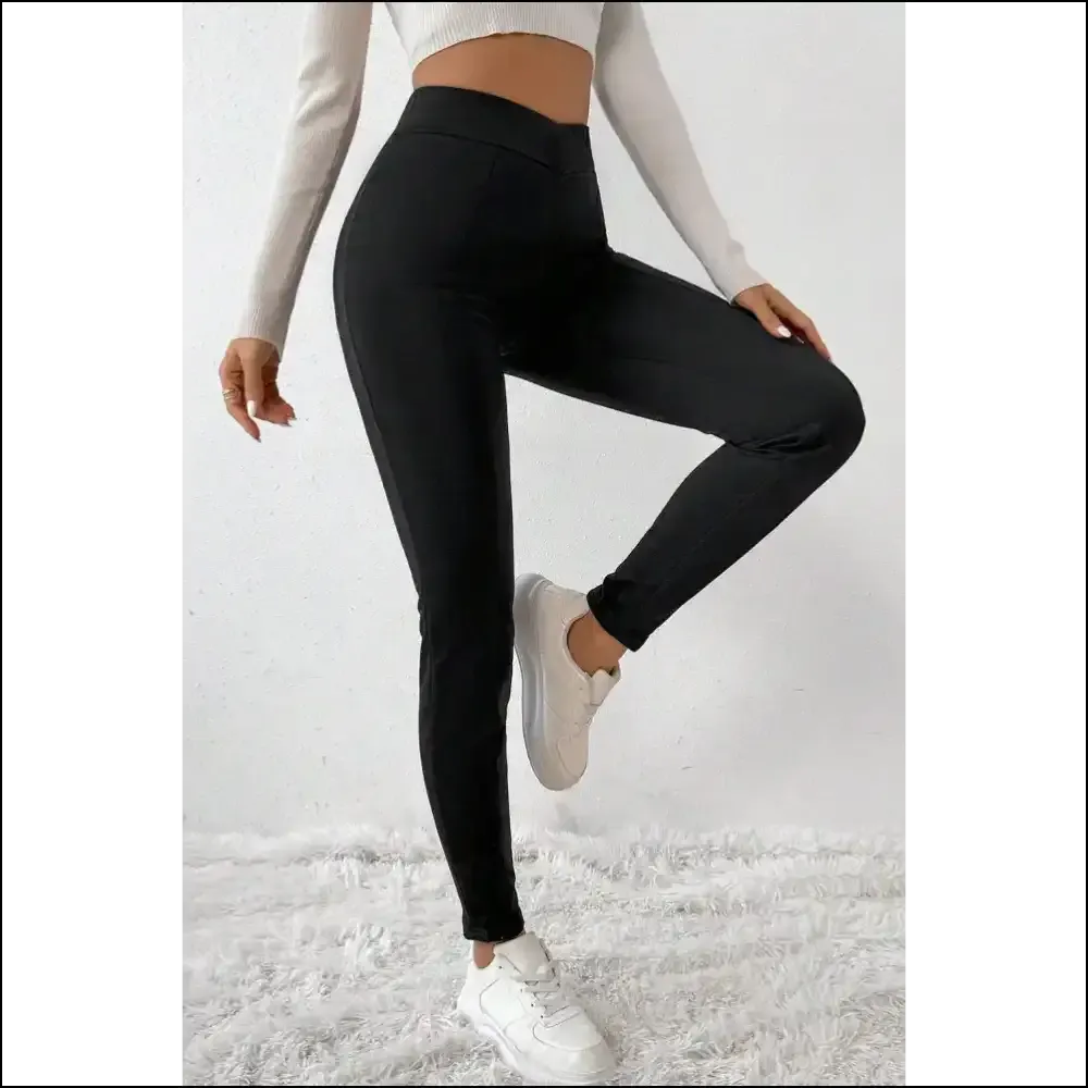 Black Crossed Waist Leggings: so Comfy, It's Criminal 😈