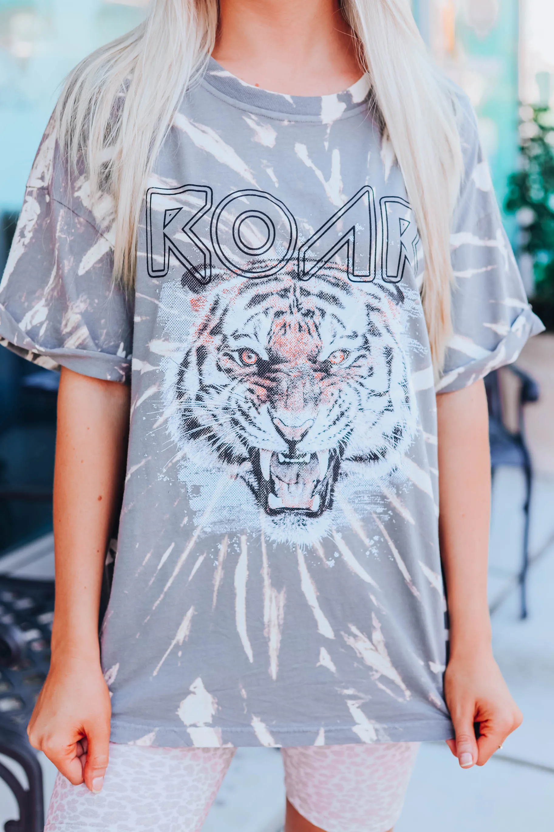 Bleach Wash Tiger Graphic Tee