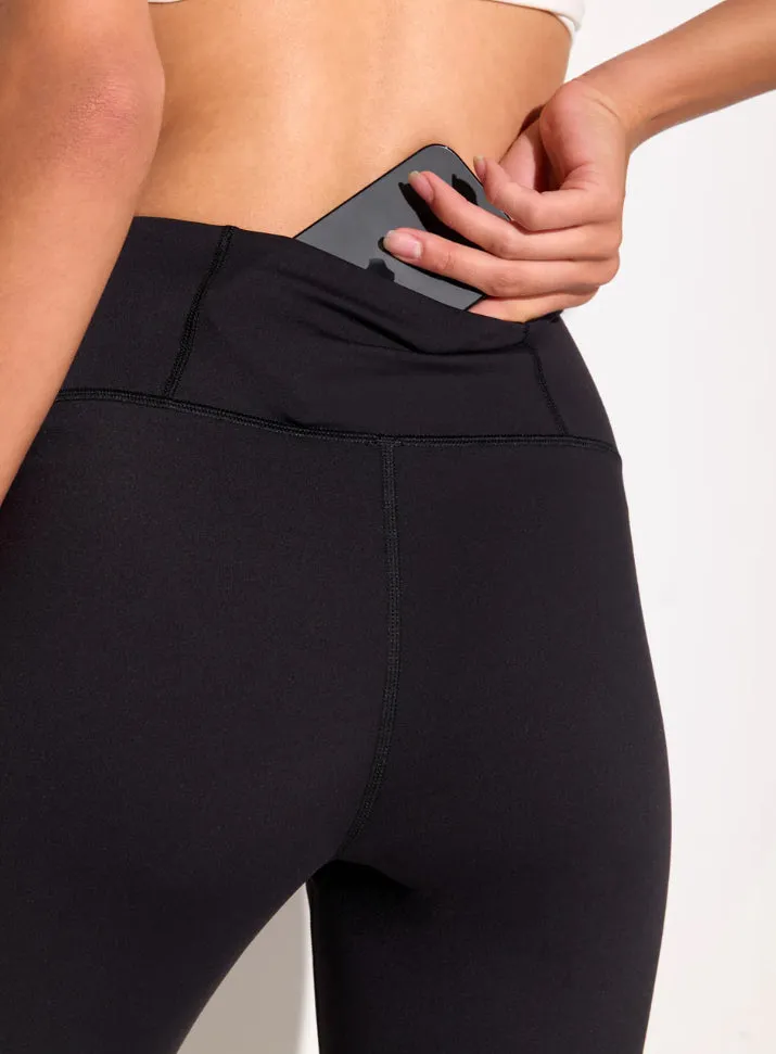 Bliss Capri Leggings