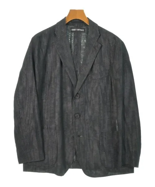 ISSEY MIYAKE Casual jackets