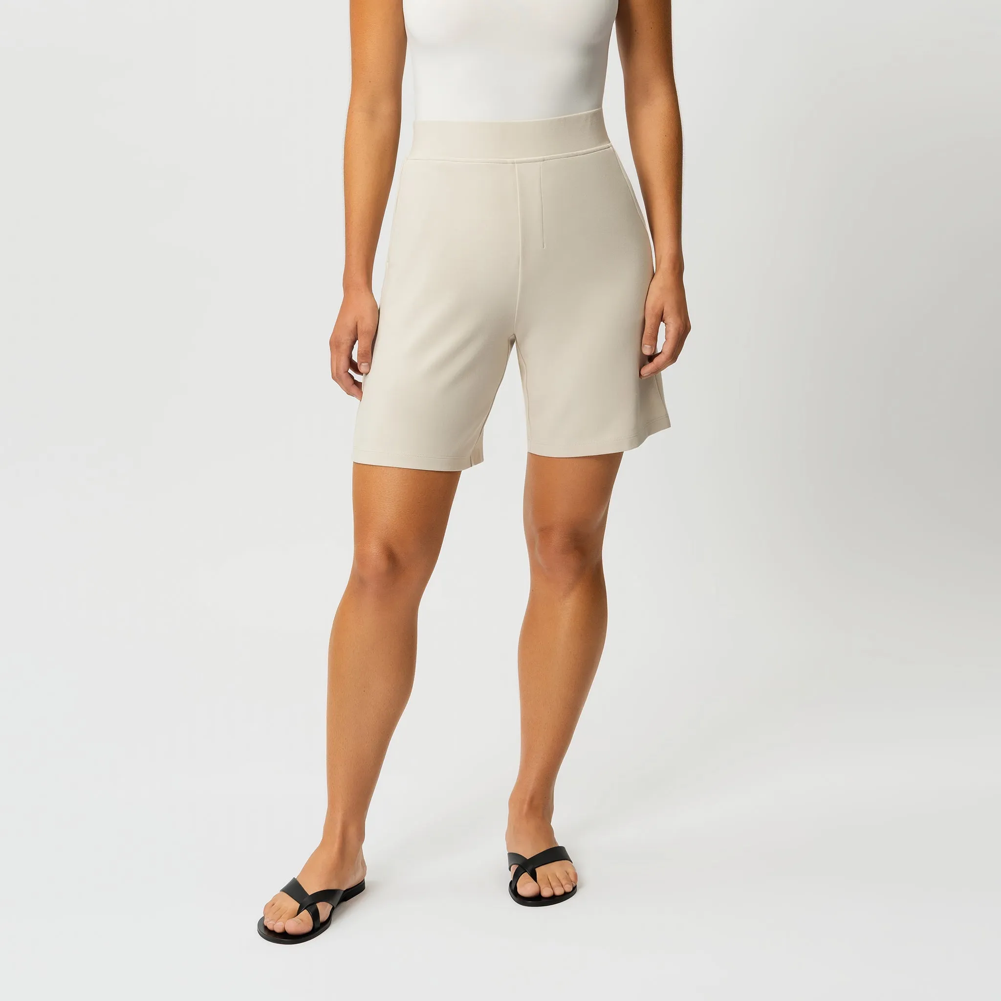 Light Ponte Shorts