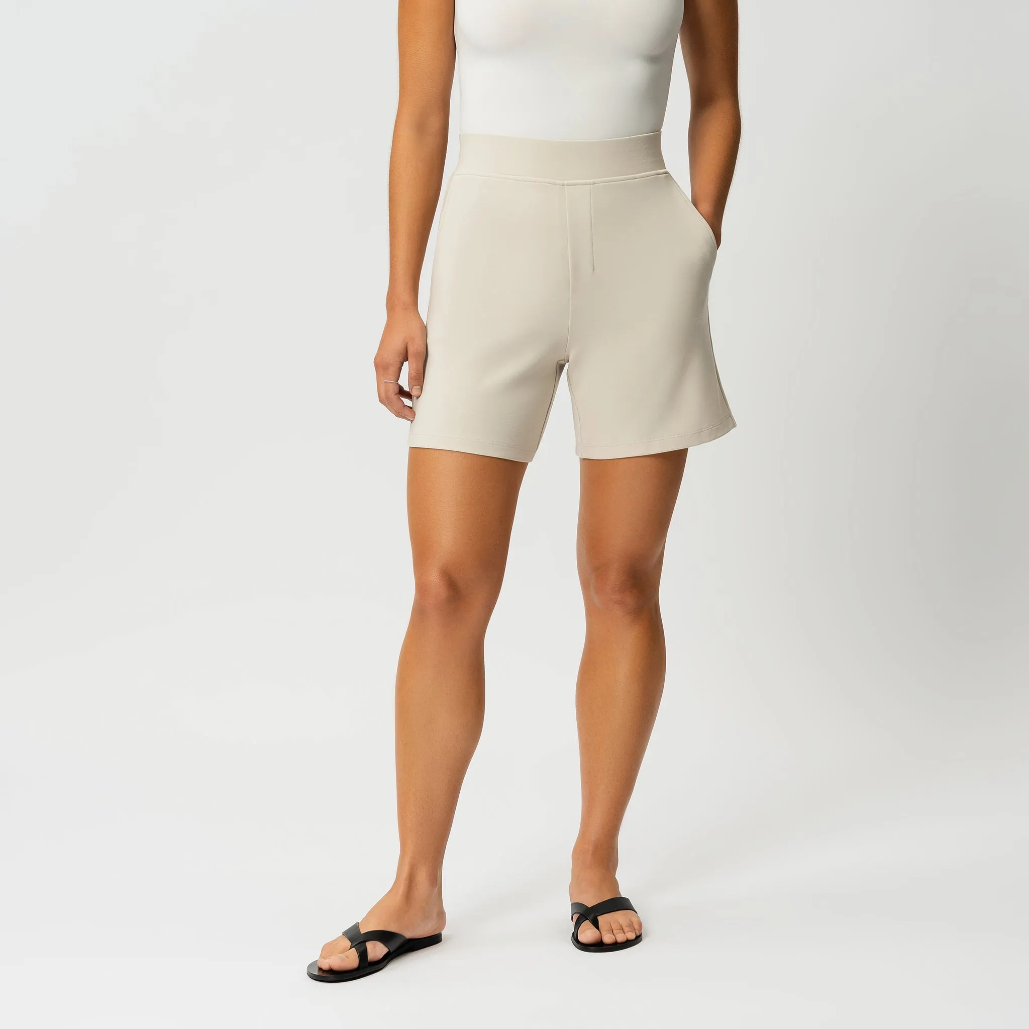Light Ponte Shorts
