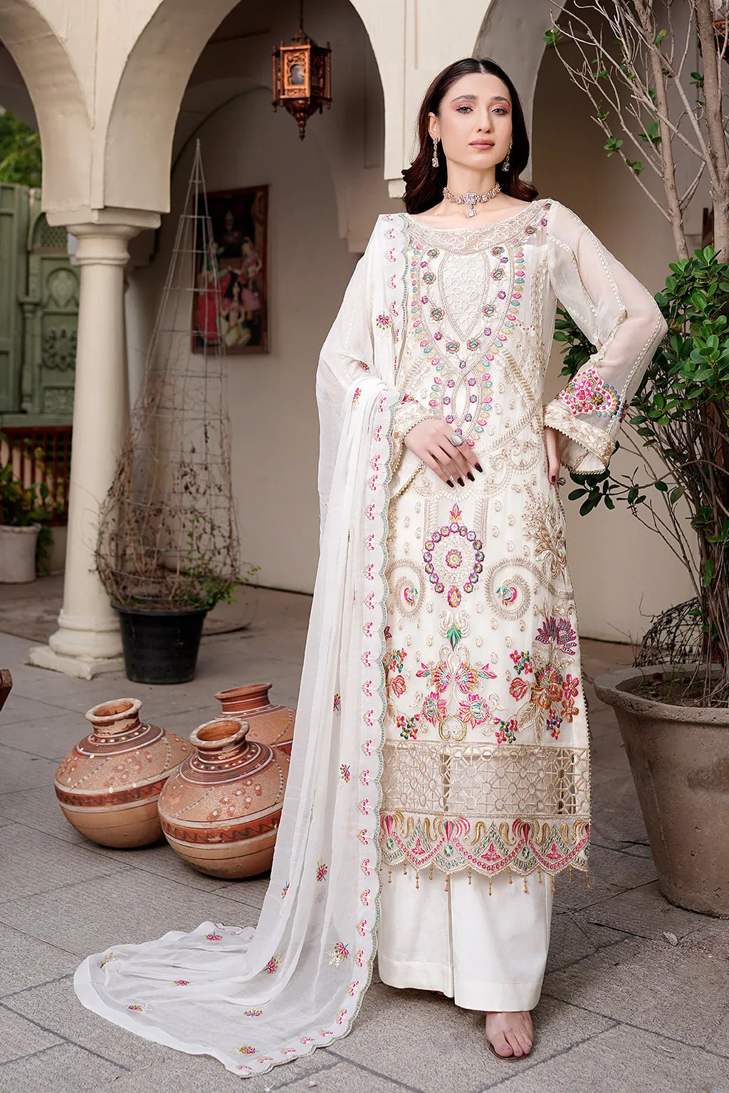 Luxury Embroidered Pakistani Salwar Kameez Dupatta in Snow White Shade