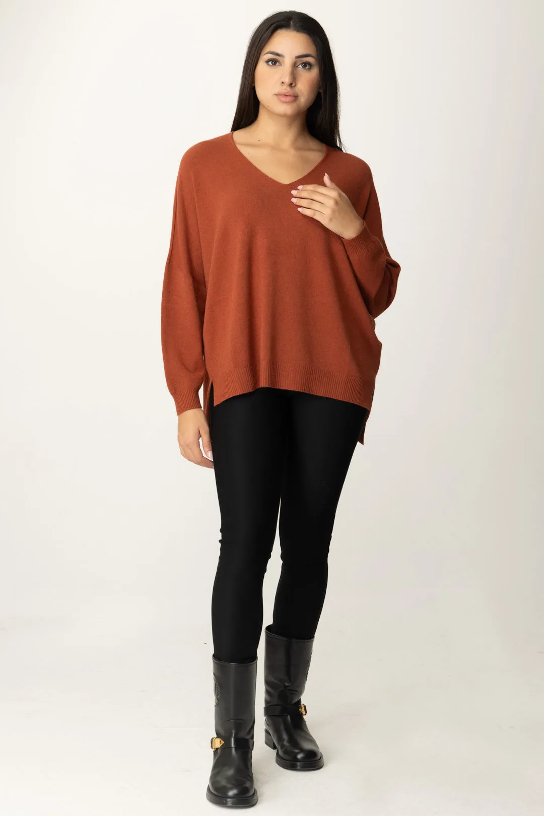Maglia Asimmetrica con Scollo a V