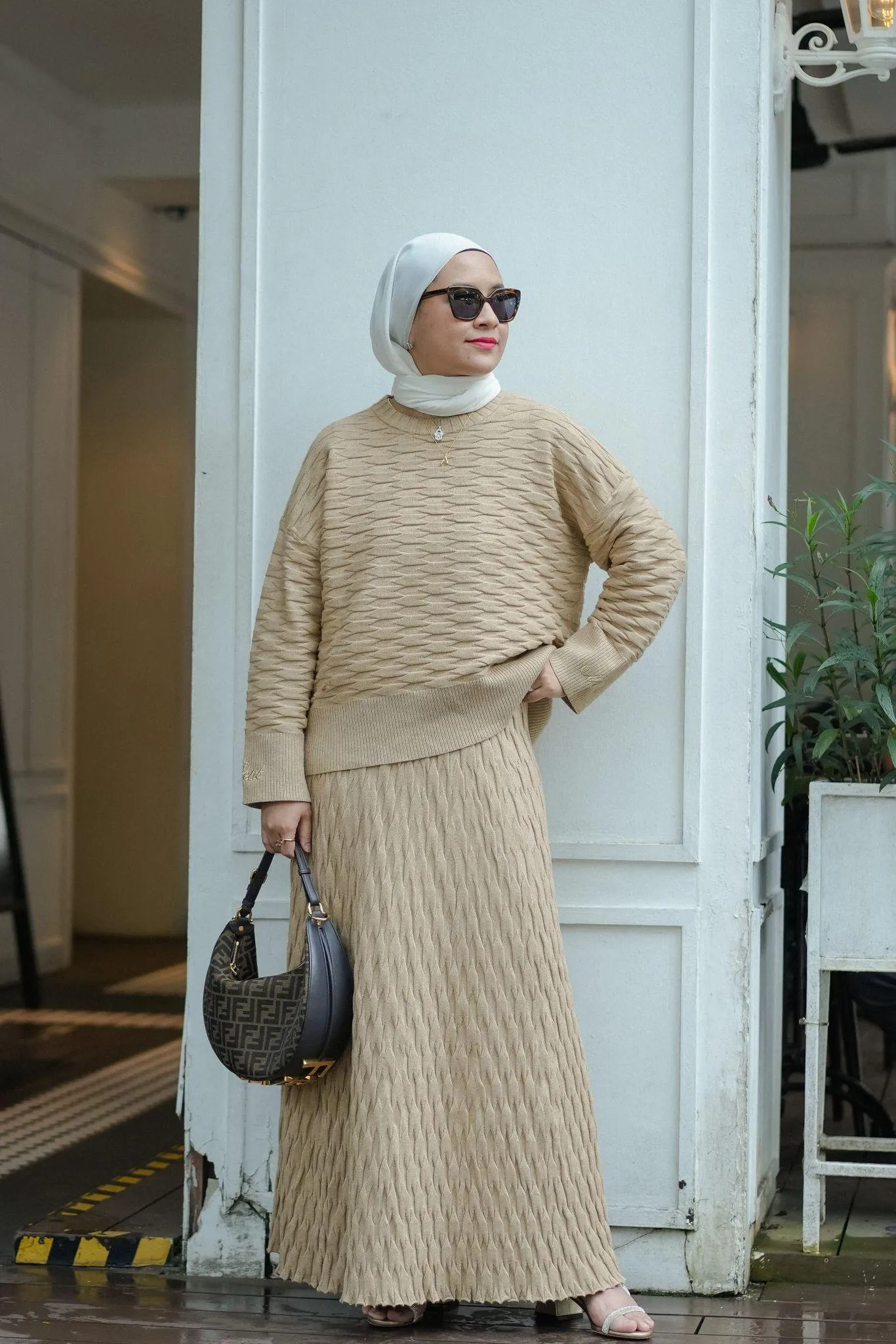 NUVOLA KNIT SKIRT IN CAPPUCCINO