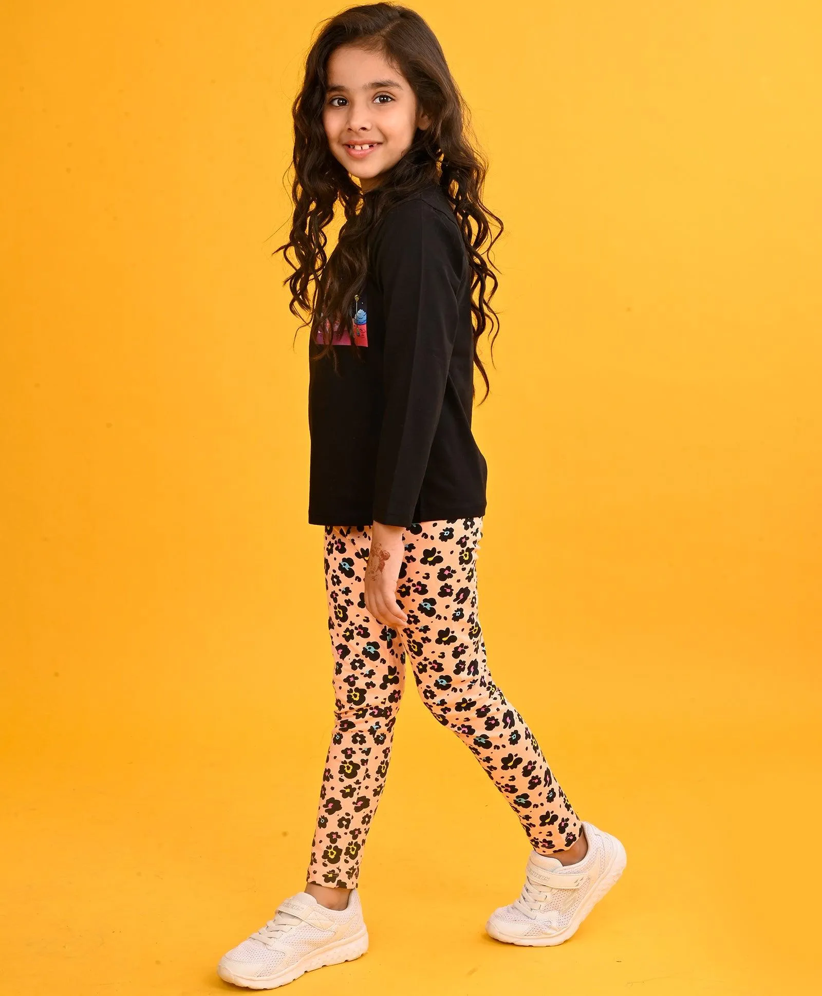 PLANET BLACK LONG SLEEVES GIRLS T-SHIRT LEOPARD PEACH LEGGING SET - BLACK/PEACH