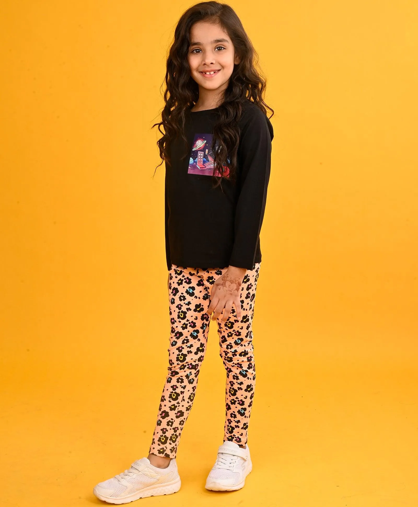PLANET BLACK LONG SLEEVES GIRLS T-SHIRT LEOPARD PEACH LEGGING SET - BLACK/PEACH