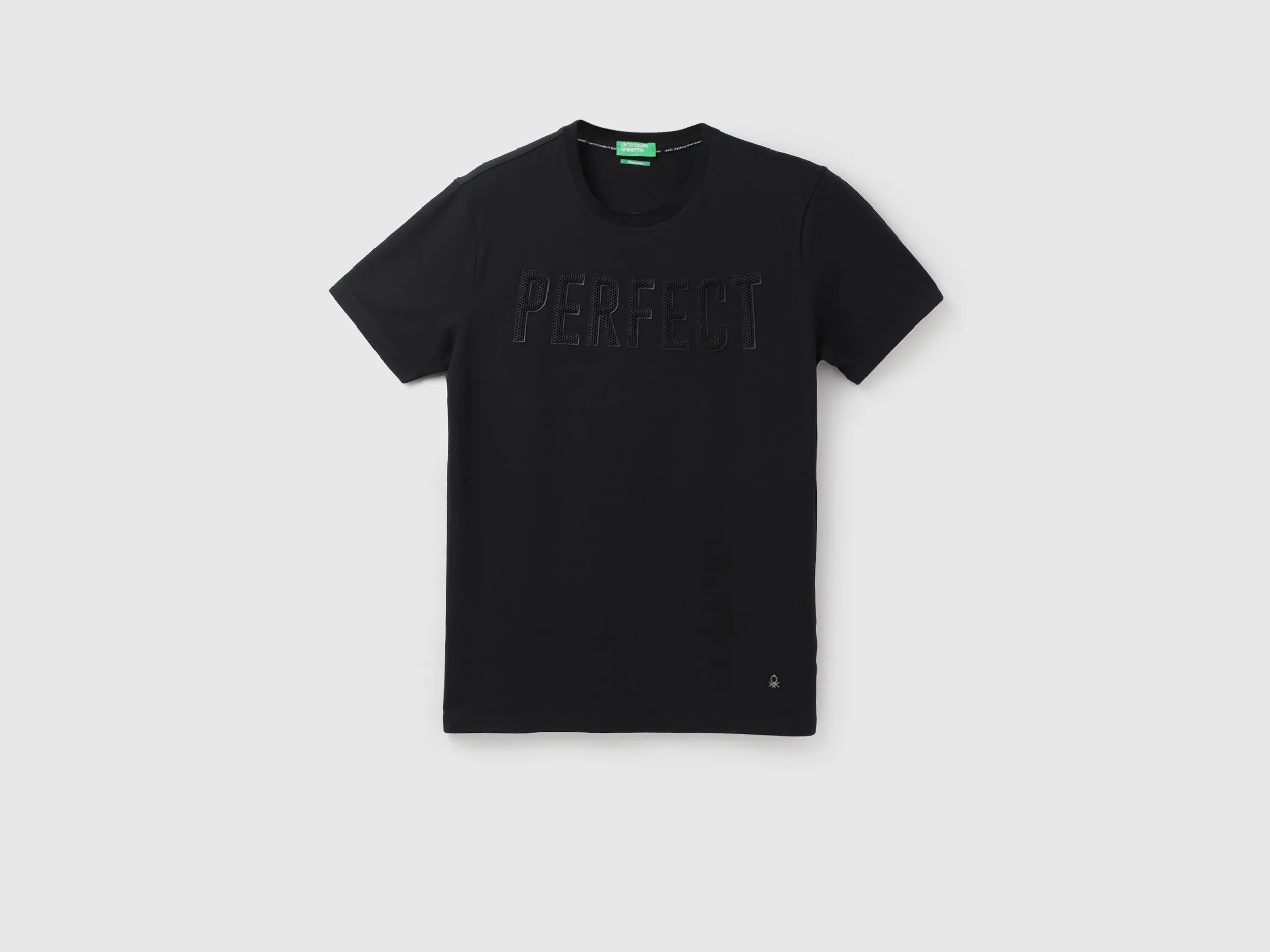 Regular Round Neck Solid T-shirts