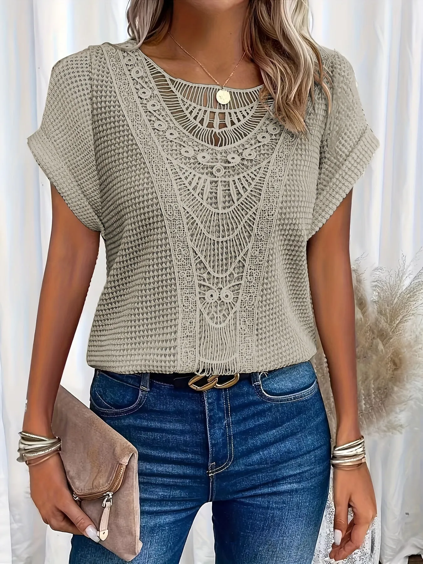 Rissa | Chic Round Neck Elegant Top