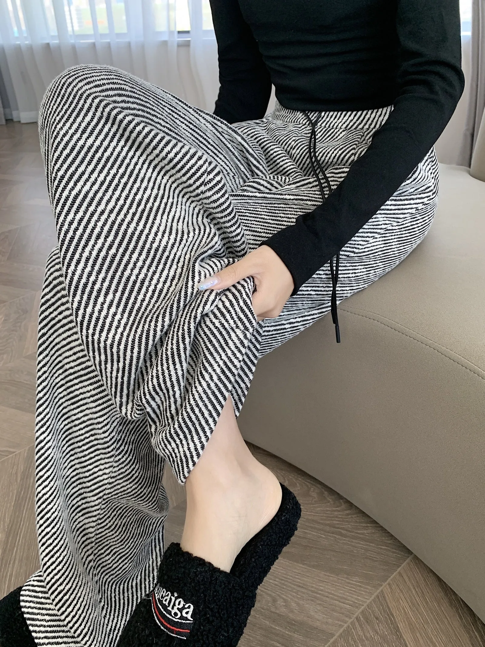 Stylish Straight Leg Sweatpants in Slouchy Relaxed Fit for Women