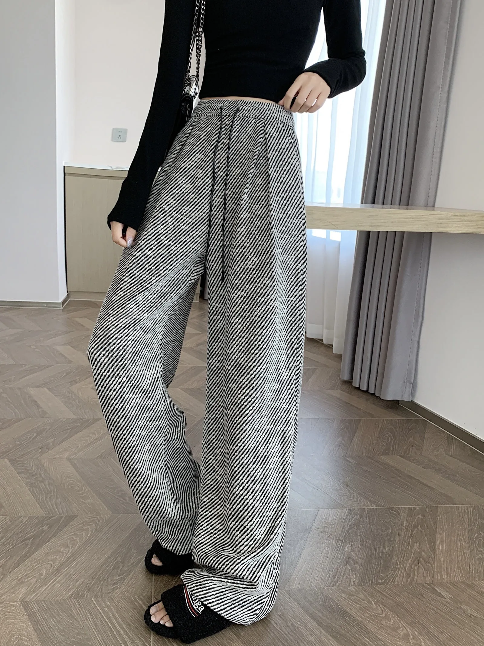 Stylish Straight Leg Sweatpants in Slouchy Relaxed Fit for Women