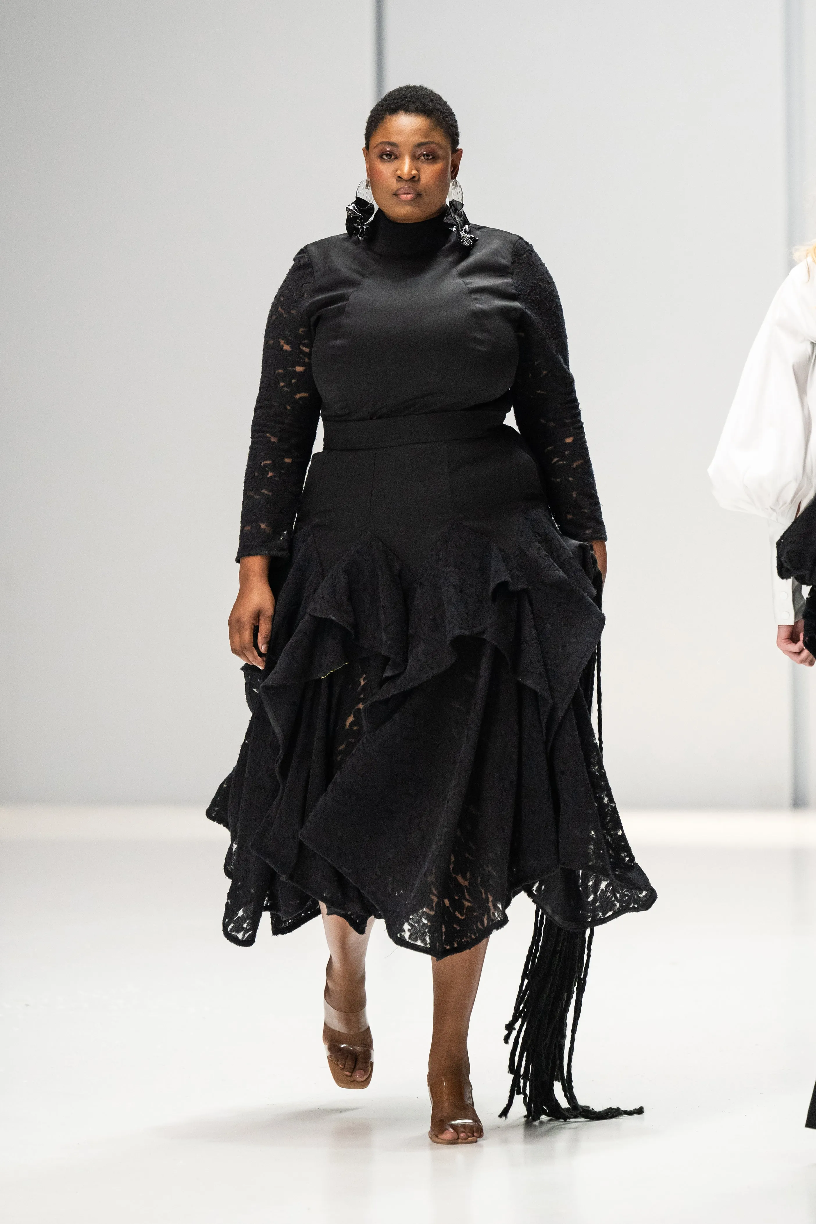 The Diffusion Skirt