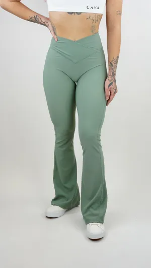 V Cut Flair Leggings
