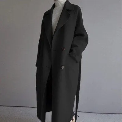 Warm, elegant women's wool coat in a timeless style