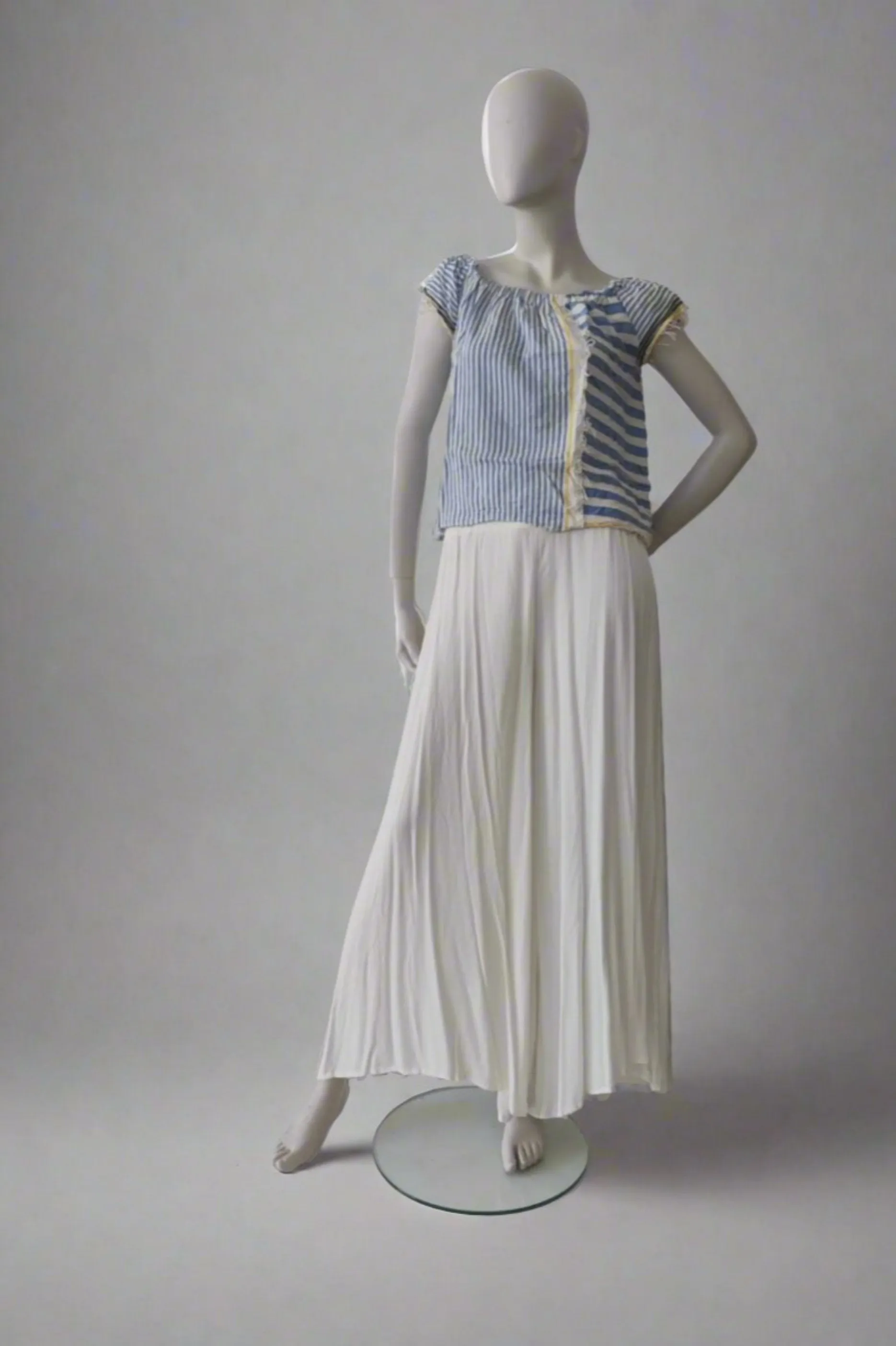 Wide-leg White Trousers